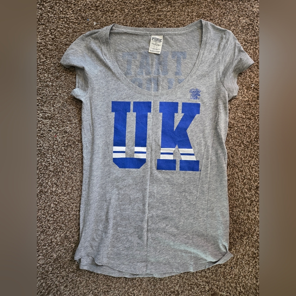 Gray T-Shirt with Blue UK Print